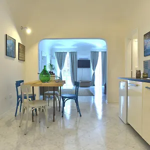 https://la-locanda-dei-corrieri.sicilyhotelsitaly.net